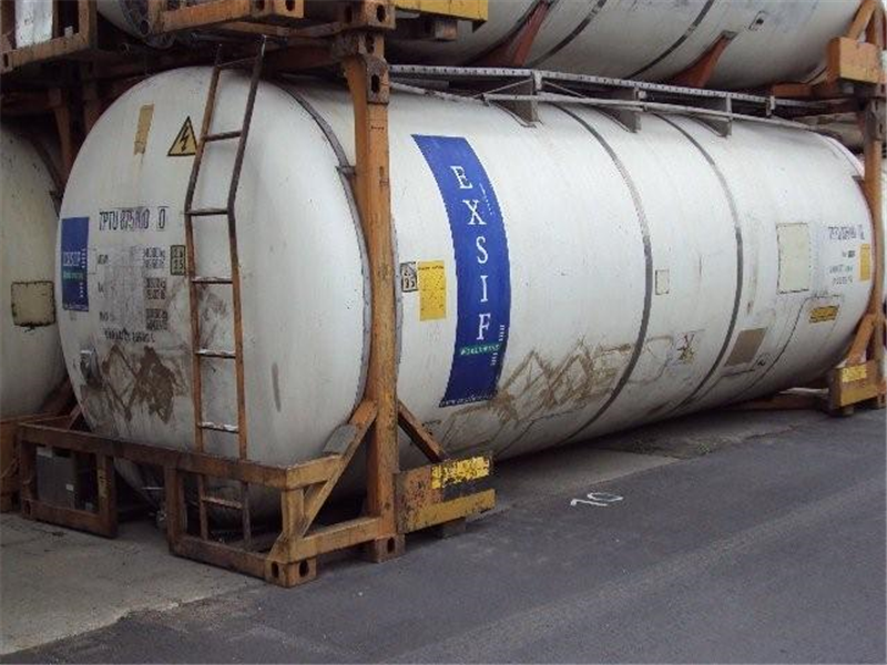 03.31.IT.02 - Used mobile tank/container
