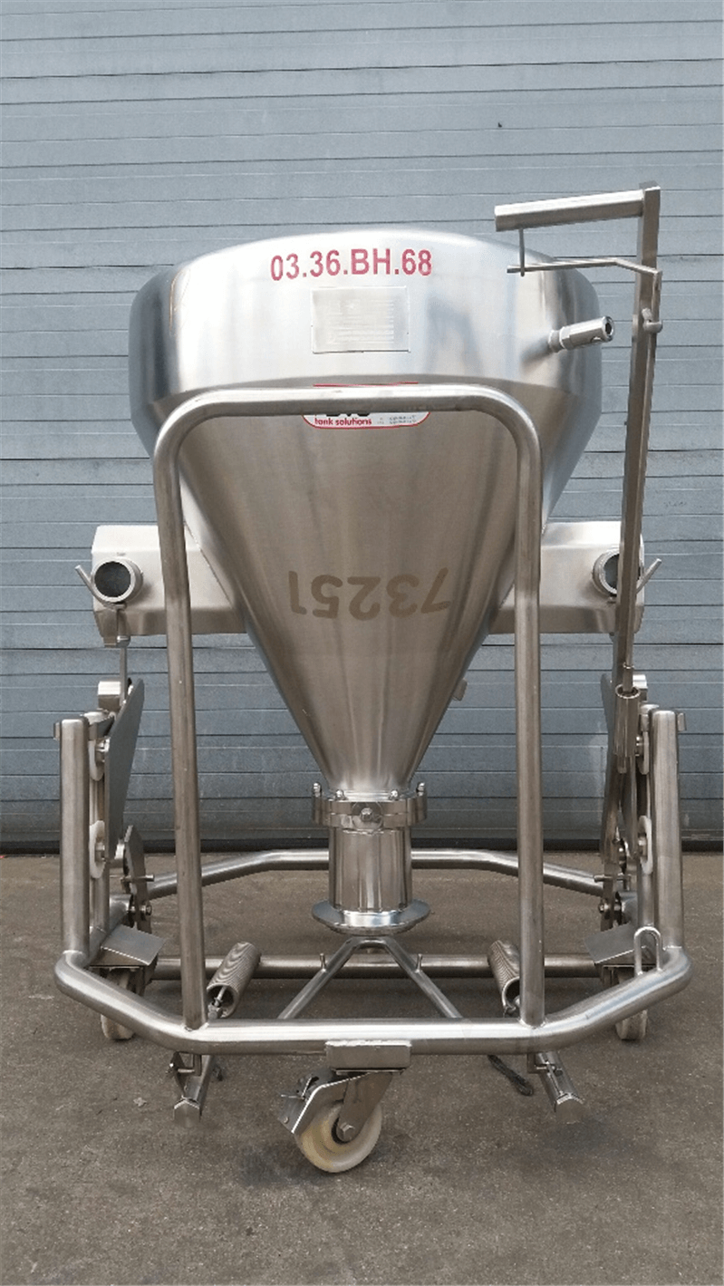 03.36.BH.68 - Used pressure and vacuum tank