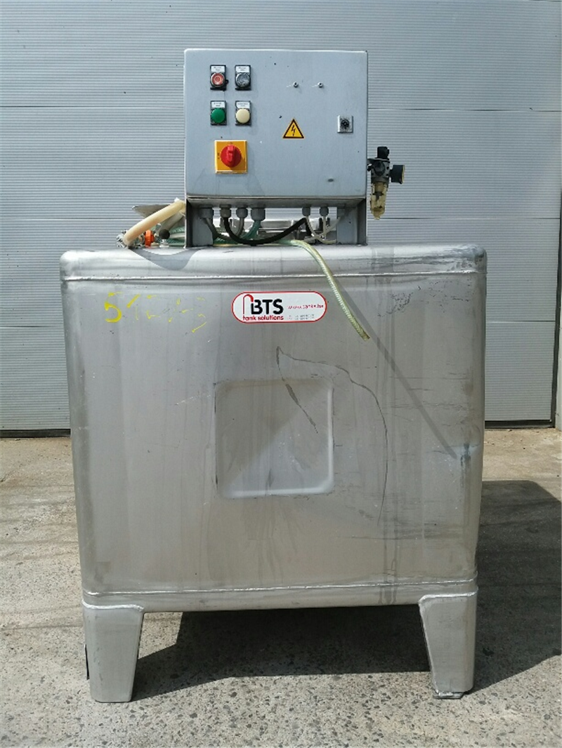03.36.BH.98 - Used mobile tank/container