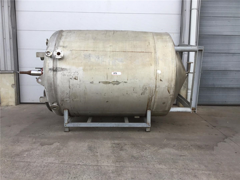 03.37.LO.02 - Used storage tank