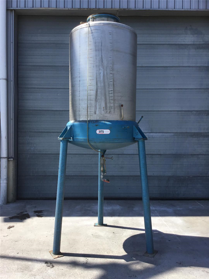 03.38.WA.02 - Used storage tank