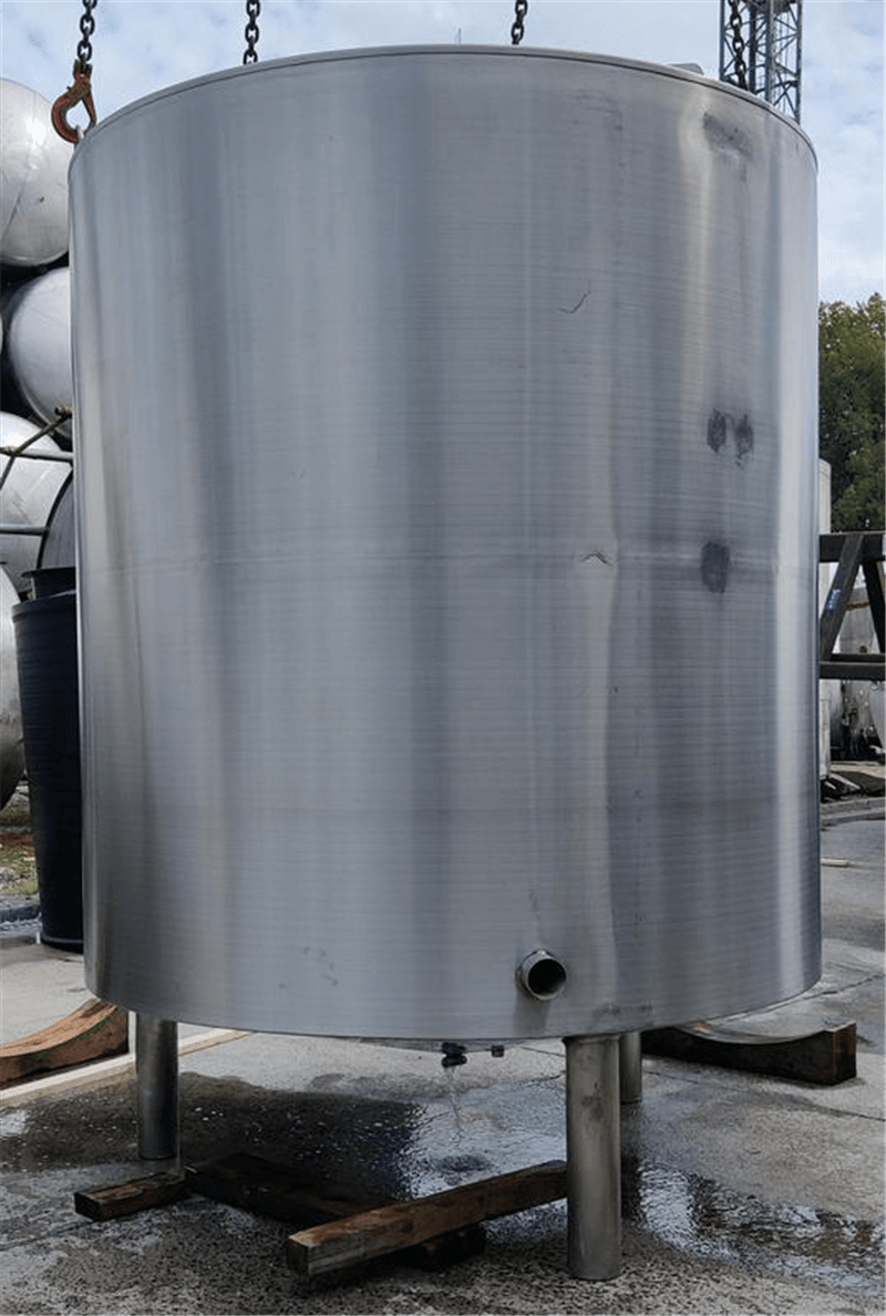 03.44.BE.02 - Used storage tank