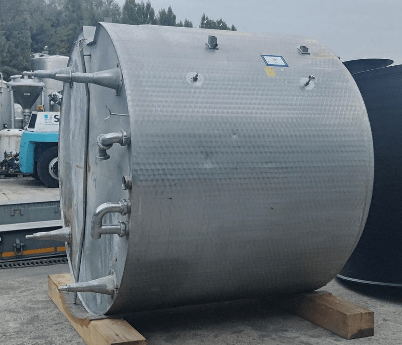 03.44.DU.05 - Used storage tank