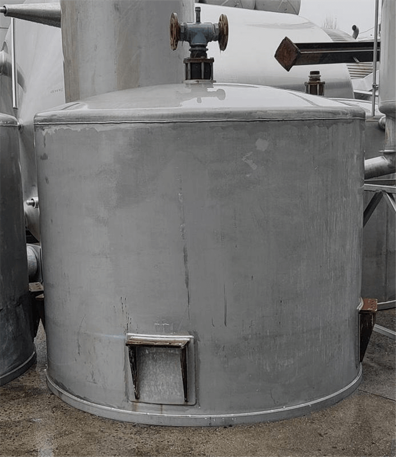 03.44.LI.03 - Used storage tank