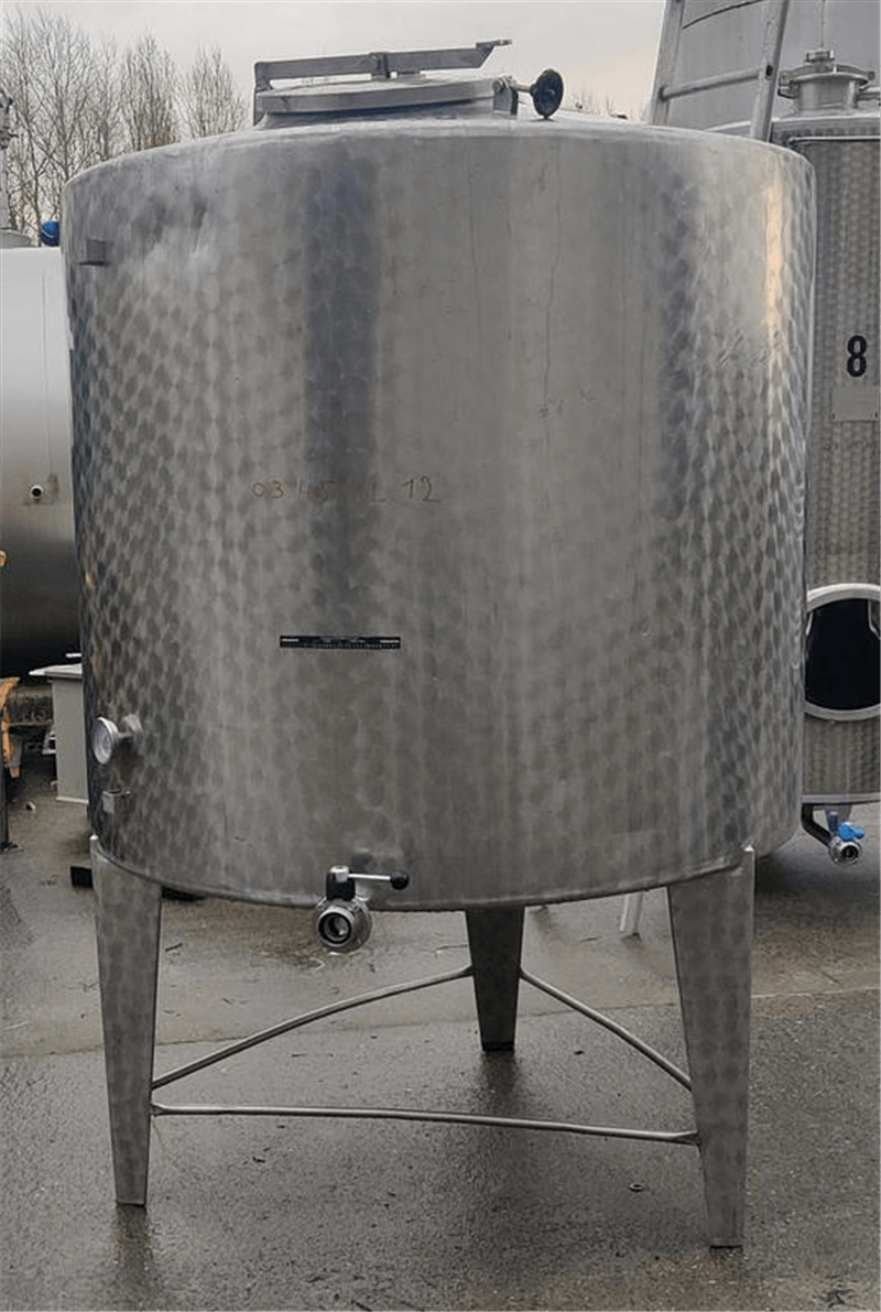 03.45.NL.12 - Used storage tank