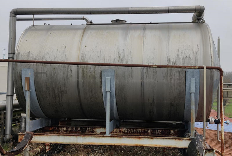 03.46.OL.38 - Used storage tank