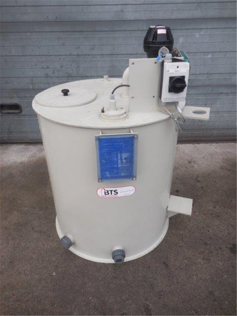 10.35.MG.08 - Used storage tank