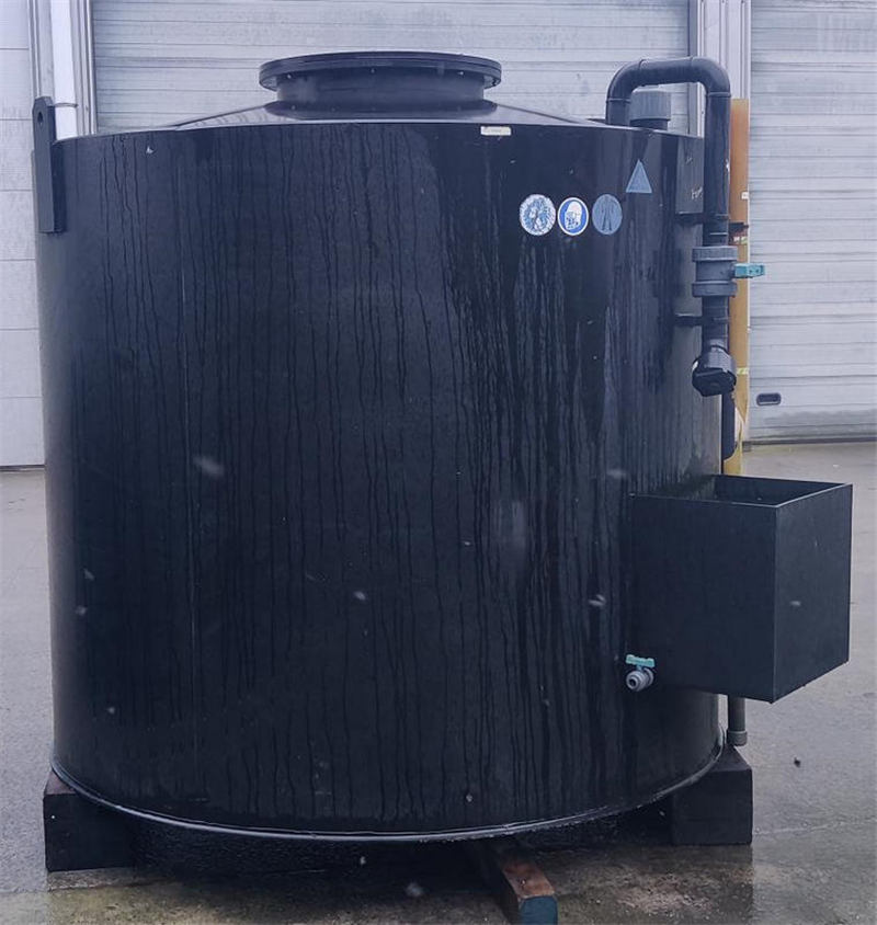 10.46.CB.03 - Used storage tank