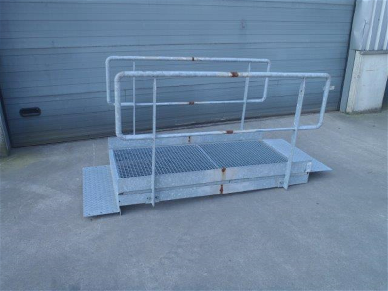 Walkway with railing galvanised steell Lenght 1950mm